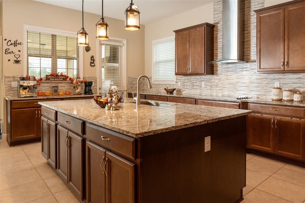 待售: $1,450,000 (4 贝兹, 4 浴室, 3353 平方英尺)