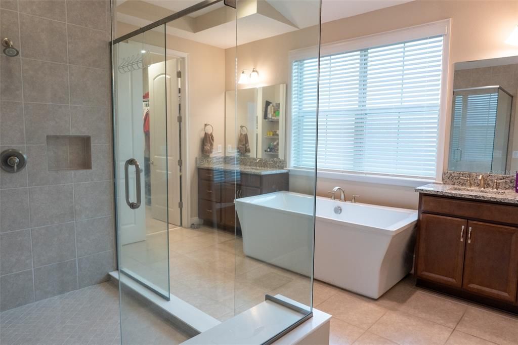 待售: $1,450,000 (4 贝兹, 4 浴室, 3353 平方英尺)