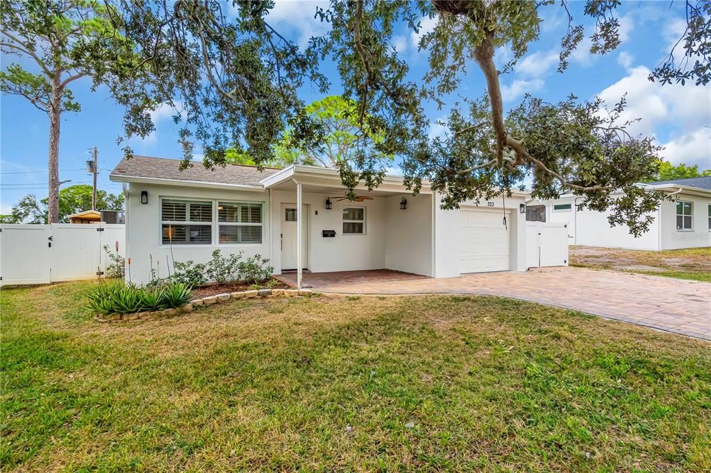 Active With Contract: $425,000 (4 beds, 3 baths, 1807 Square Feet)