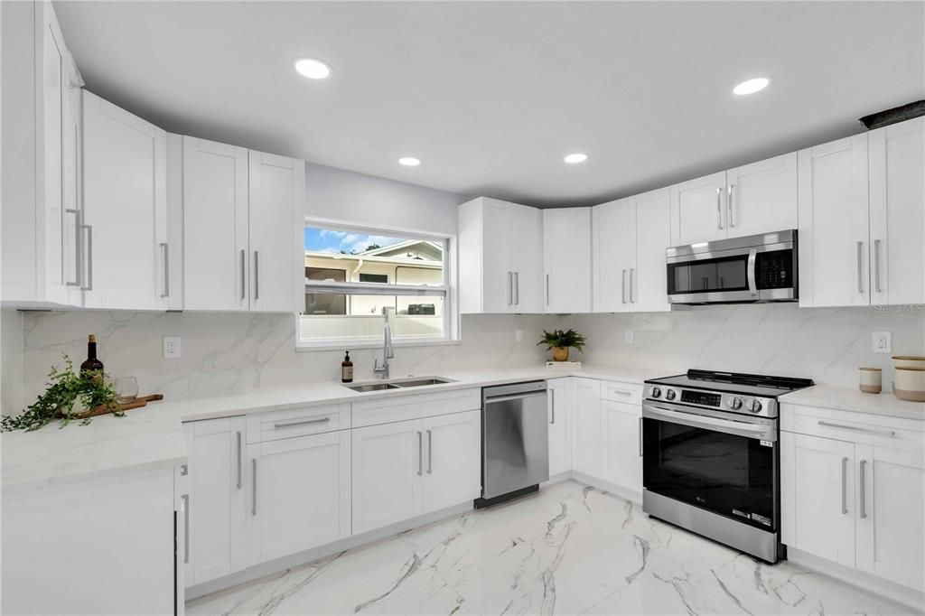 Active With Contract: $425,000 (4 beds, 3 baths, 1807 Square Feet)