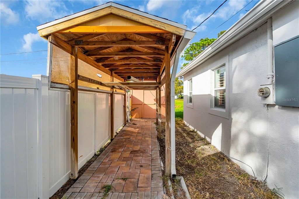 Active With Contract: $425,000 (4 beds, 3 baths, 1807 Square Feet)