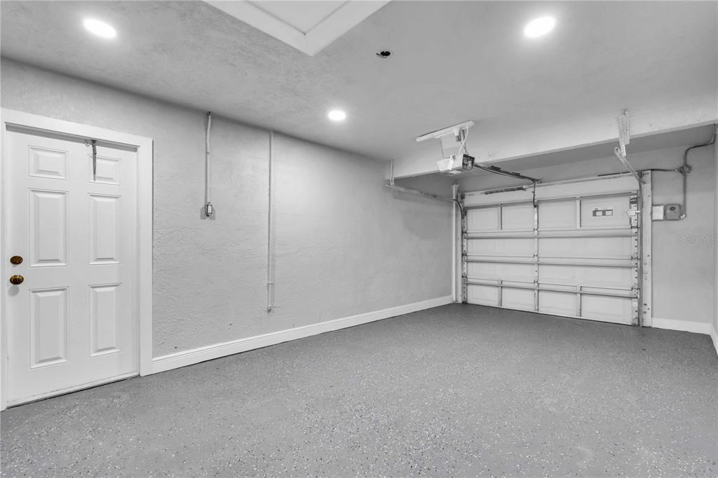 Active With Contract: $425,000 (4 beds, 3 baths, 1807 Square Feet)