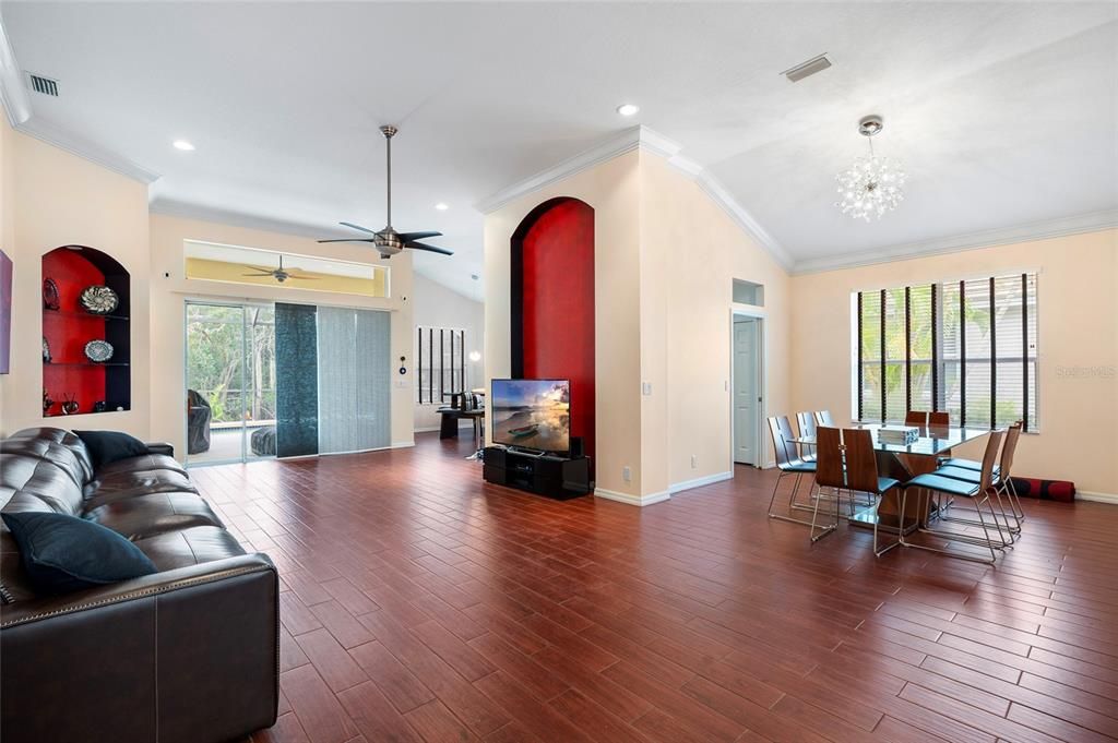 For Sale: $625,000 (3 beds, 2 baths, 2186 Square Feet)