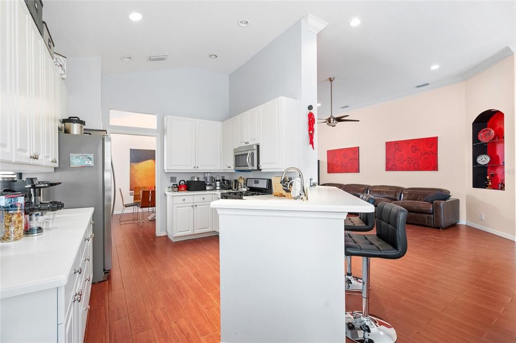 For Sale: $625,000 (3 beds, 2 baths, 2186 Square Feet)