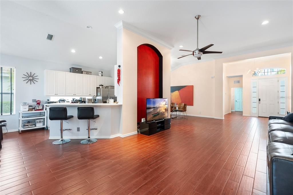 For Sale: $625,000 (3 beds, 2 baths, 2186 Square Feet)