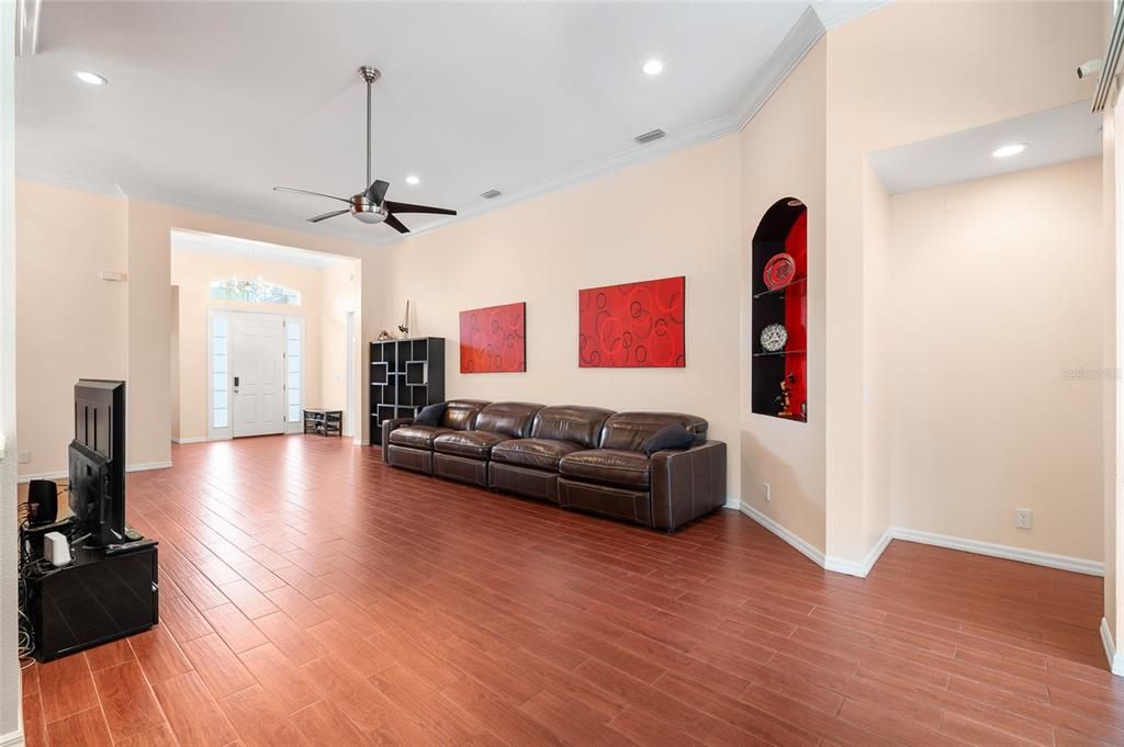 For Sale: $625,000 (3 beds, 2 baths, 2186 Square Feet)