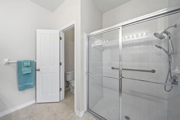 Activo con contrato: $329,999 (2 camas, 2 baños, 1659 Pies cuadrados)