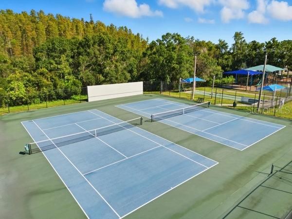 Activo con contrato: $329,999 (2 camas, 2 baños, 1659 Pies cuadrados)