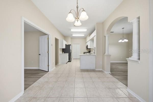 Activo con contrato: $329,999 (2 camas, 2 baños, 1659 Pies cuadrados)