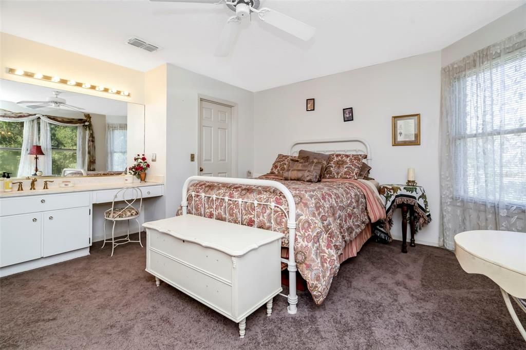 На продажу: $1,250,000 (5 спален, 4 ванн, 4555 Квадратных фут)