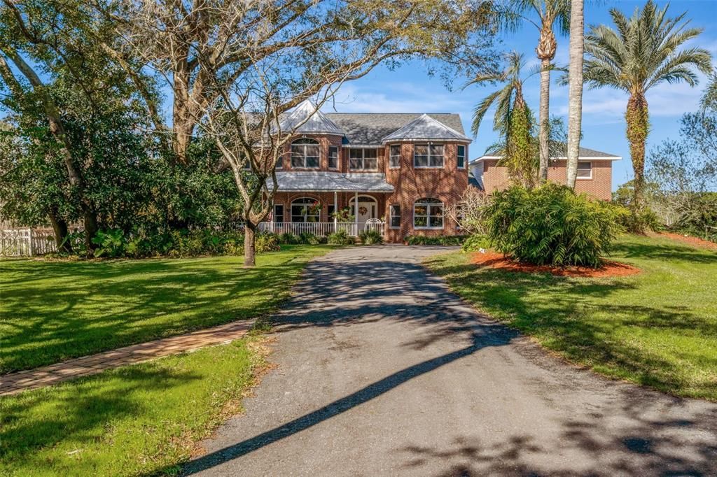 На продажу: $1,250,000 (5 спален, 4 ванн, 4555 Квадратных фут)