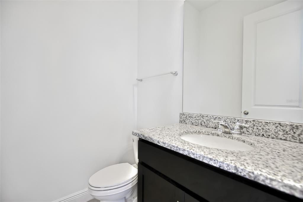 En Renta: $2,350 (3 camas, 2 baños, 1855 Pies cuadrados)