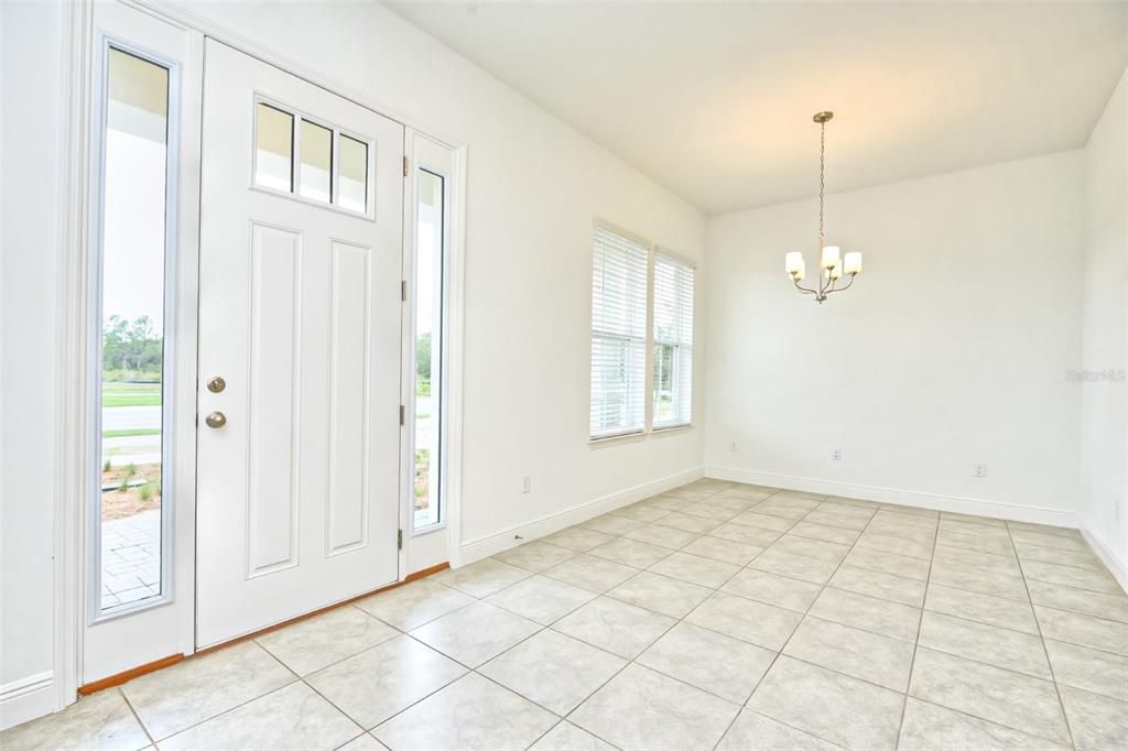 En Renta: $2,350 (3 camas, 2 baños, 1855 Pies cuadrados)