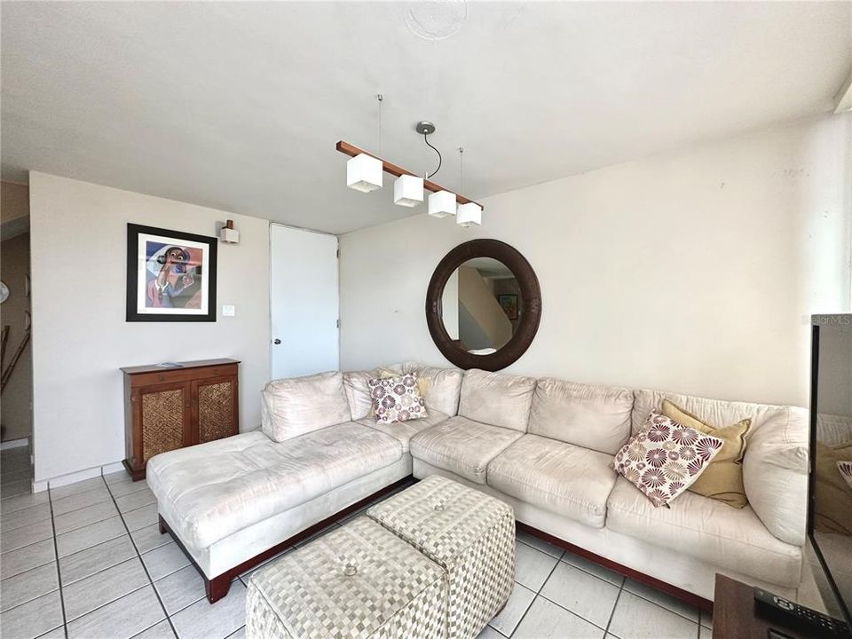 В аренду: $2,600 (3 спален, 3 ванн, 1877.11 Квадратных фут)