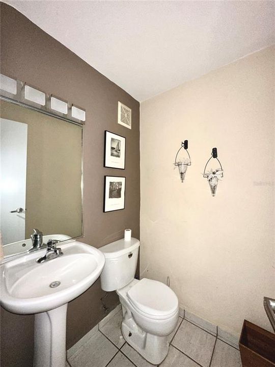 В аренду: $2,600 (3 спален, 3 ванн, 1877.11 Квадратных фут)