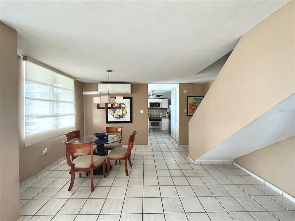 В аренду: $2,600 (3 спален, 3 ванн, 1877.11 Квадратных фут)