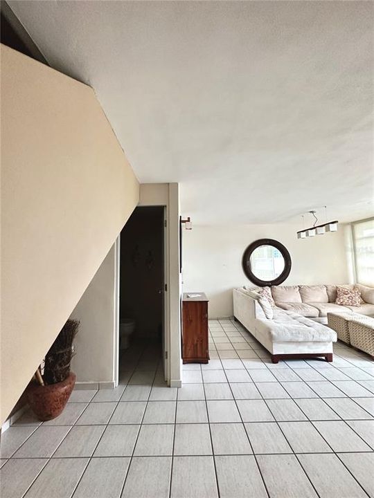 В аренду: $2,600 (3 спален, 3 ванн, 1877.11 Квадратных фут)