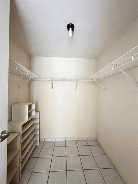 В аренду: $2,600 (3 спален, 3 ванн, 1877.11 Квадратных фут)