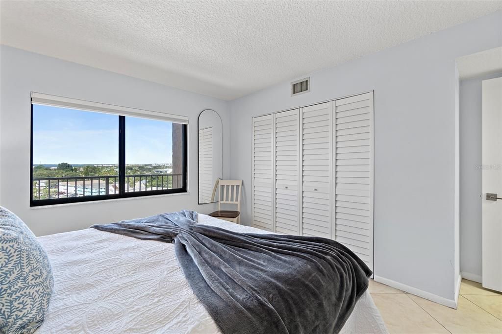 На продажу: $629,000 (2 спален, 2 ванн, 1145 Квадратных фут)