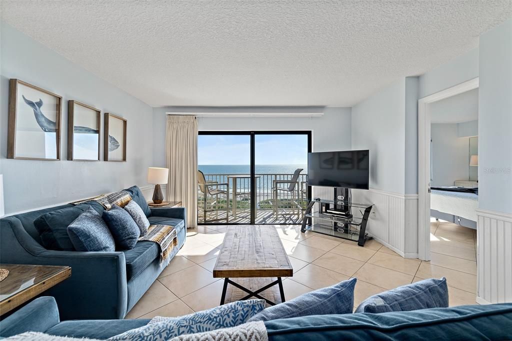 На продажу: $629,000 (2 спален, 2 ванн, 1145 Квадратных фут)