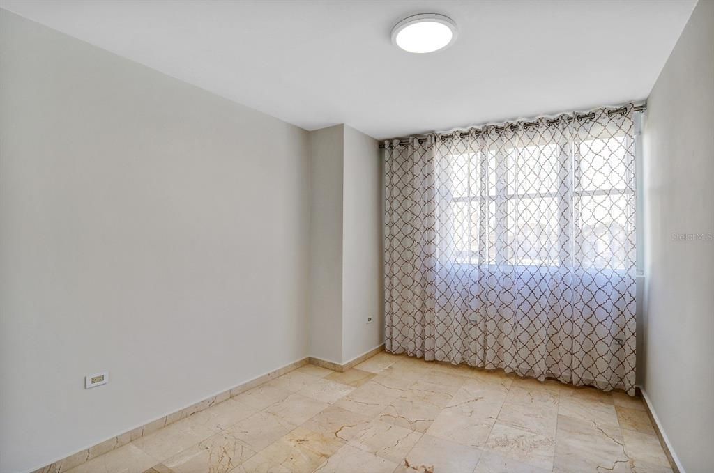 En Renta: $5,600 (3 camas, 2 baños, 2194 Pies cuadrados)