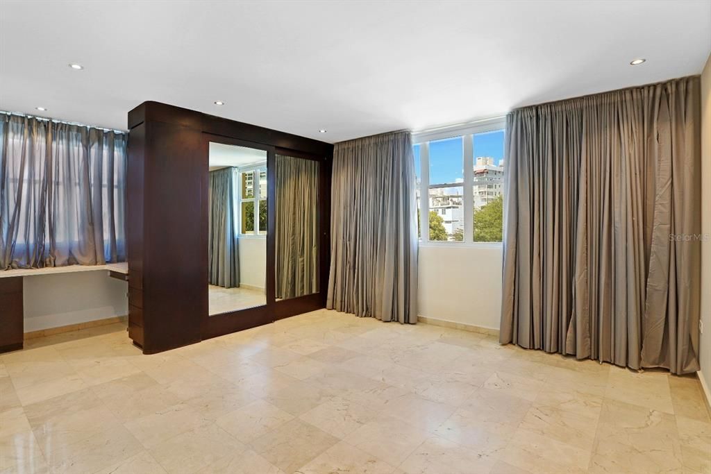 En Renta: $5,600 (3 camas, 2 baños, 2194 Pies cuadrados)