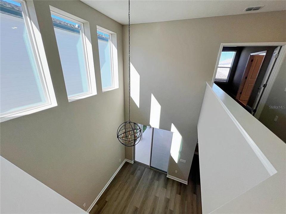 出租: $3,100 (3 贝兹, 2 浴室, 2206 平方英尺)