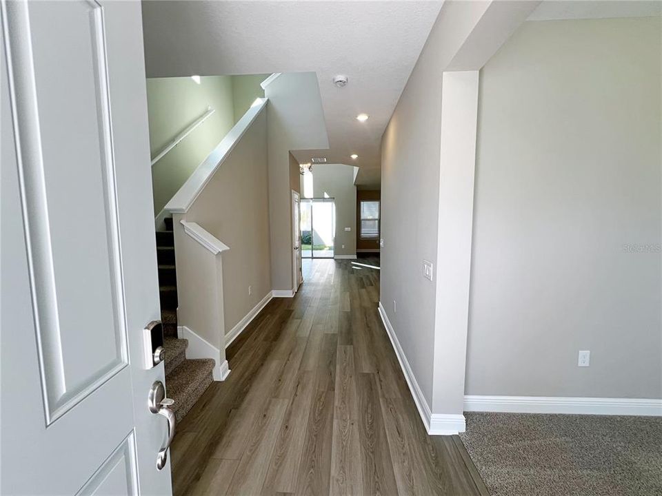 出租: $3,100 (3 贝兹, 2 浴室, 2206 平方英尺)