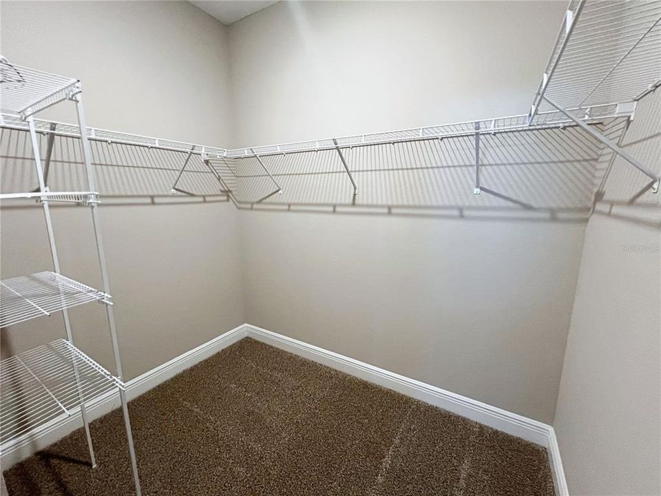 出租: $3,100 (3 贝兹, 2 浴室, 2206 平方英尺)