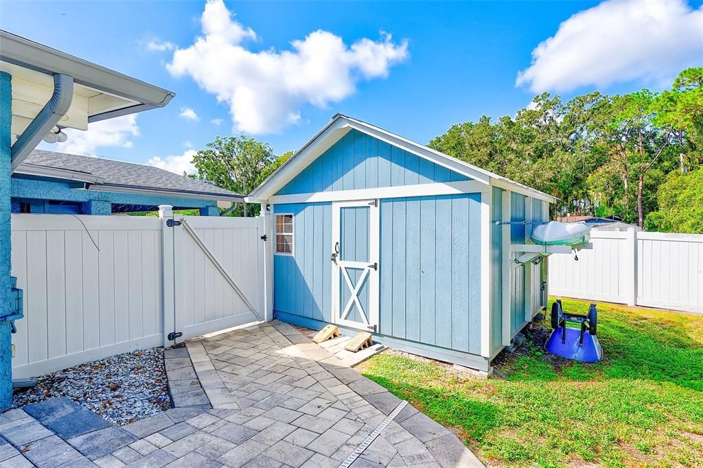 For Sale: $649,900 (3 beds, 2 baths, 1949 Square Feet)