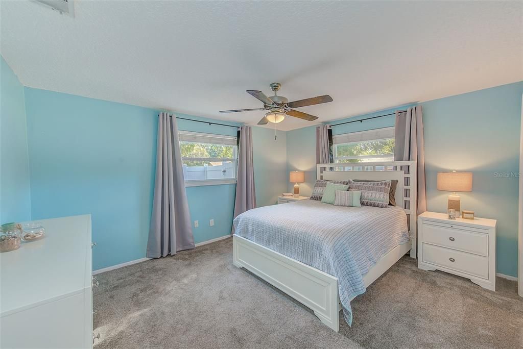 For Sale: $649,900 (3 beds, 2 baths, 1949 Square Feet)