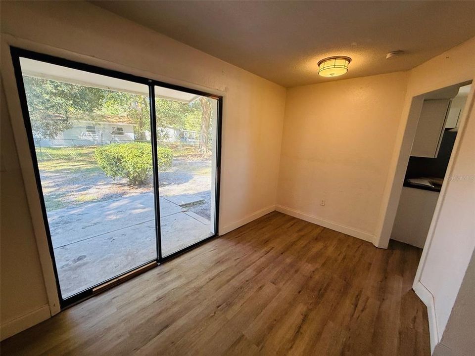 En Venta: $202,000 (3 camas, 1 baños, 933 Pies cuadrados)