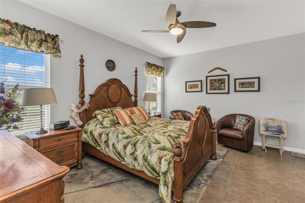 Active With Contract: $399,450 (2 beds, 2 baths, 1807 Square Feet)