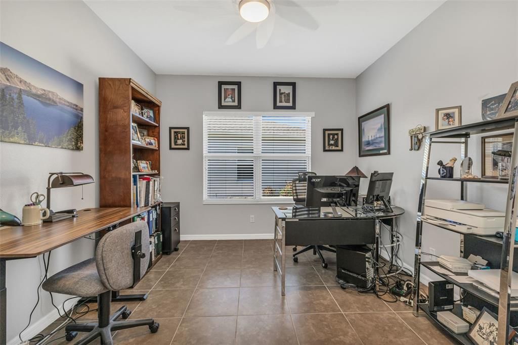 Active With Contract: $399,450 (2 beds, 2 baths, 1807 Square Feet)