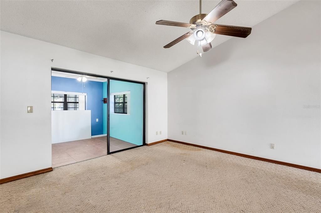 На продажу: $399,000 (3 спален, 2 ванн, 1801 Квадратных фут)