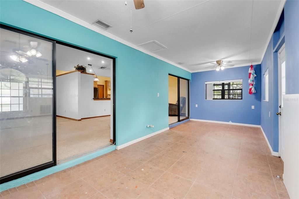 На продажу: $399,000 (3 спален, 2 ванн, 1801 Квадратных фут)