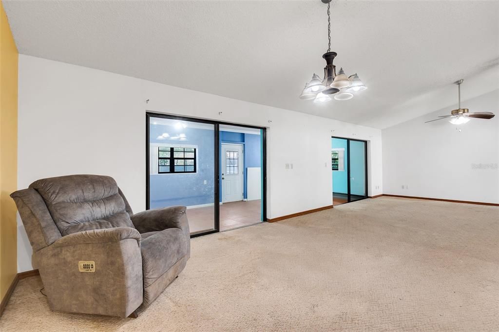 На продажу: $399,000 (3 спален, 2 ванн, 1801 Квадратных фут)