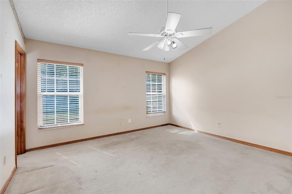 На продажу: $399,000 (3 спален, 2 ванн, 1801 Квадратных фут)