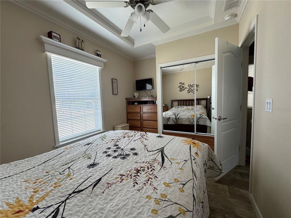 For Sale: $164,500 (1 beds, 1 baths, 679 Square Feet)