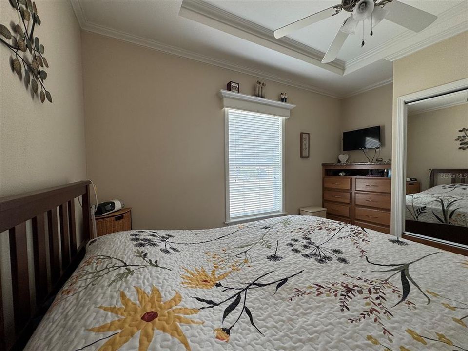 For Sale: $164,500 (1 beds, 1 baths, 679 Square Feet)