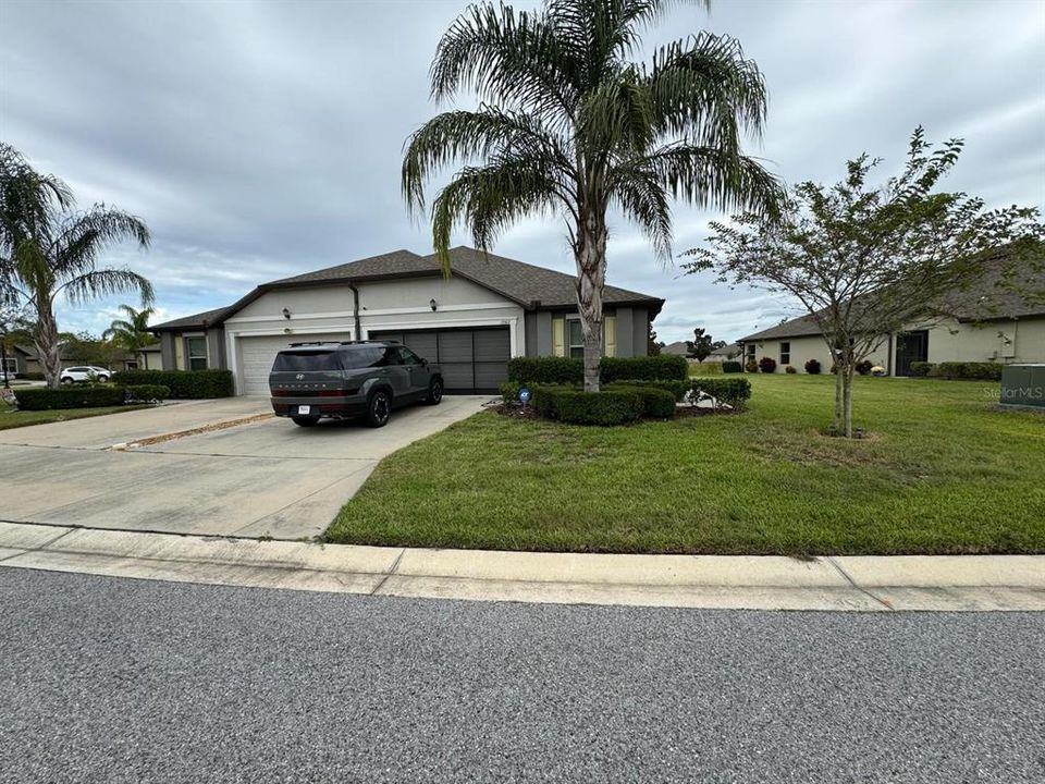 合同活跃: $215,000 (3 贝兹, 2 浴室, 1480 平方英尺)