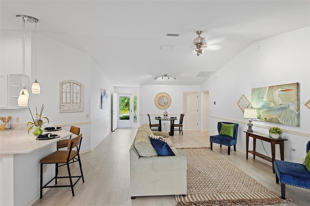 Activo con contrato: $399,500 (3 camas, 2 baños, 1574 Pies cuadrados)