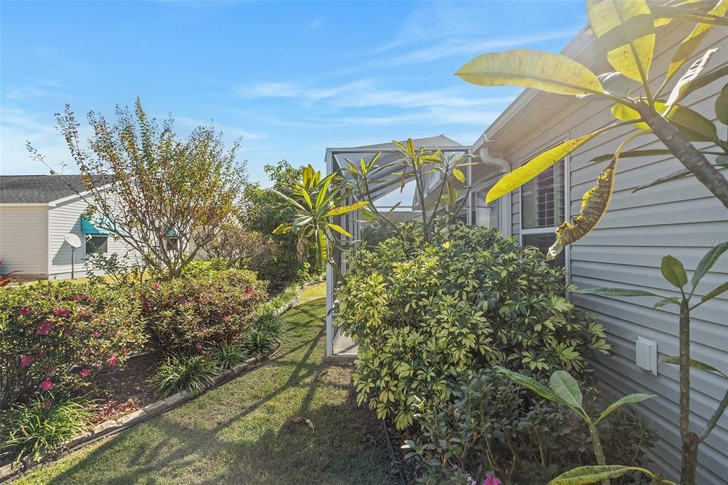 Activo con contrato: $399,500 (3 camas, 2 baños, 1574 Pies cuadrados)