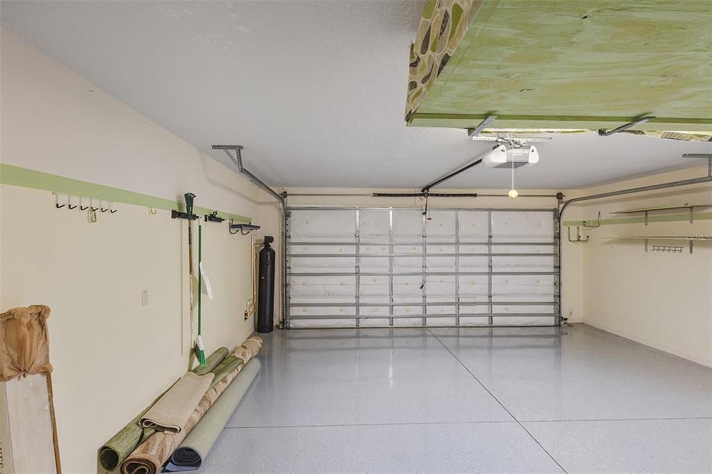 Activo con contrato: $399,500 (3 camas, 2 baños, 1574 Pies cuadrados)