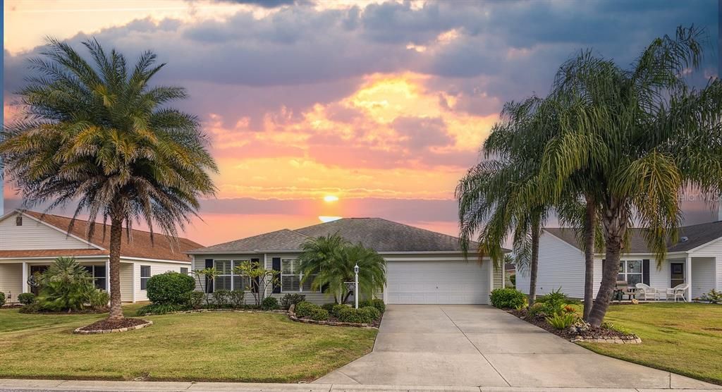 Activo con contrato: $399,500 (3 camas, 2 baños, 1574 Pies cuadrados)