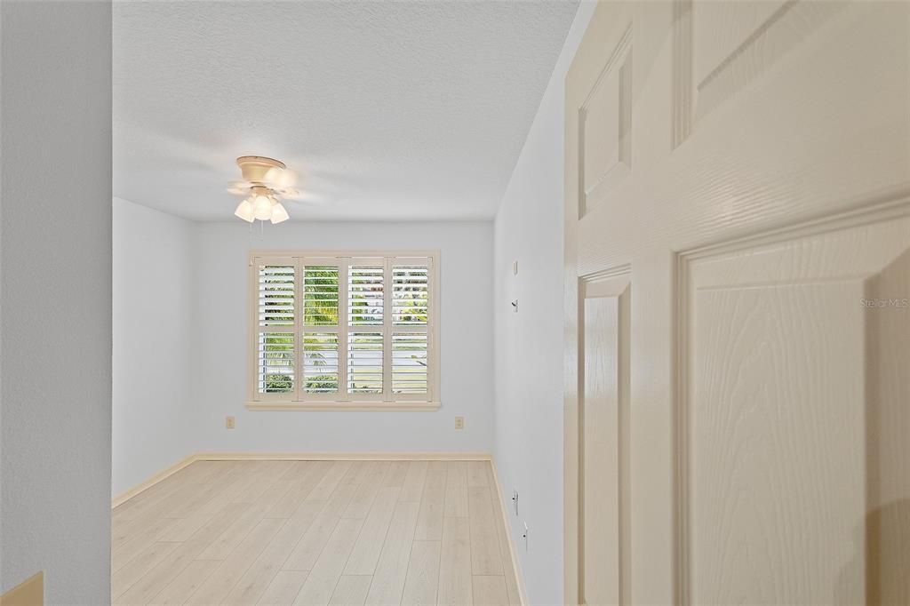 Activo con contrato: $399,500 (3 camas, 2 baños, 1574 Pies cuadrados)