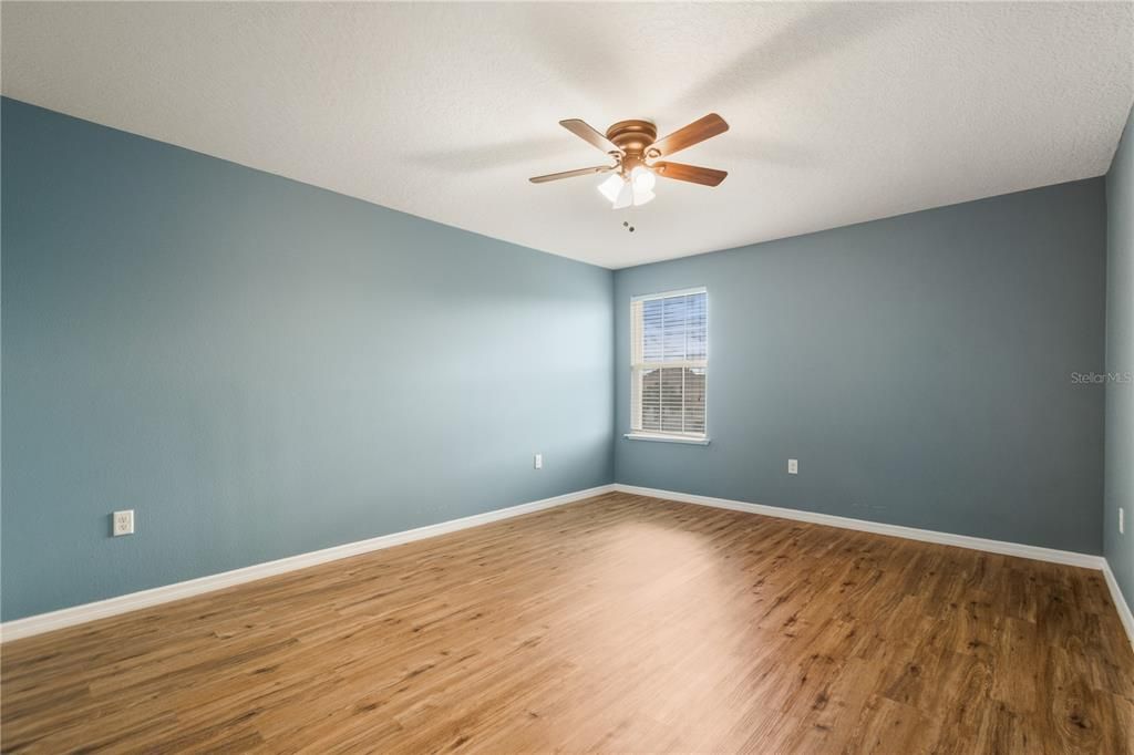 For Sale: $360,000 (4 beds, 2 baths, 2676 Square Feet)