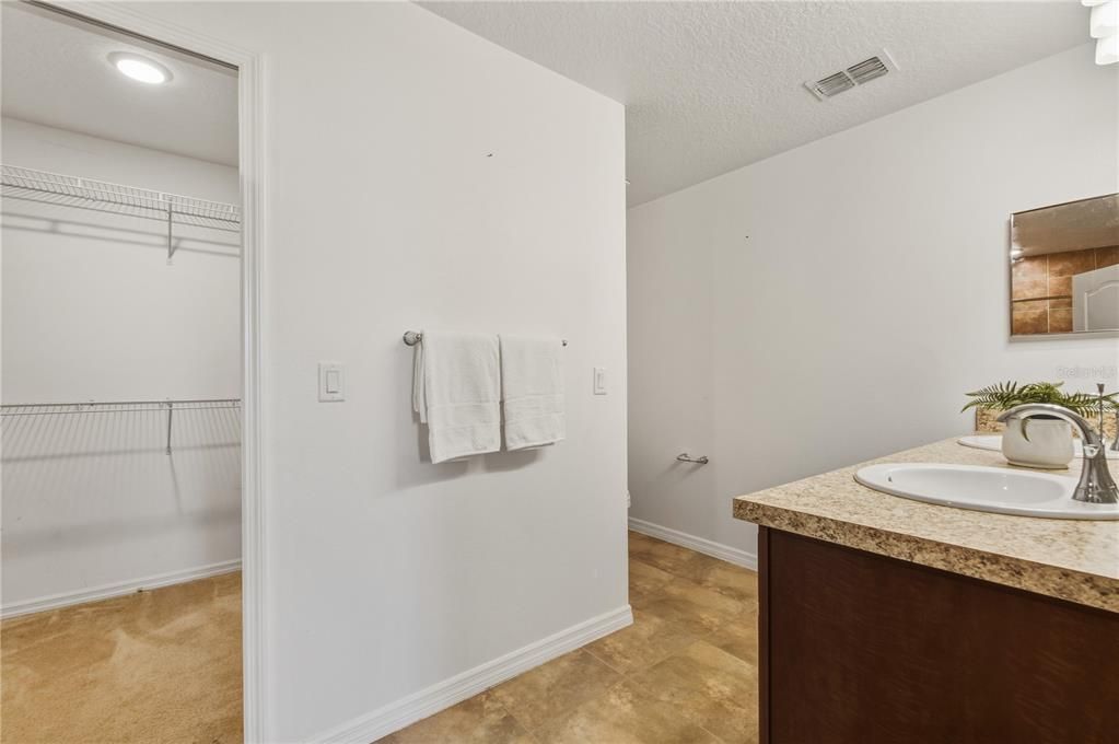 For Sale: $360,000 (4 beds, 2 baths, 2676 Square Feet)