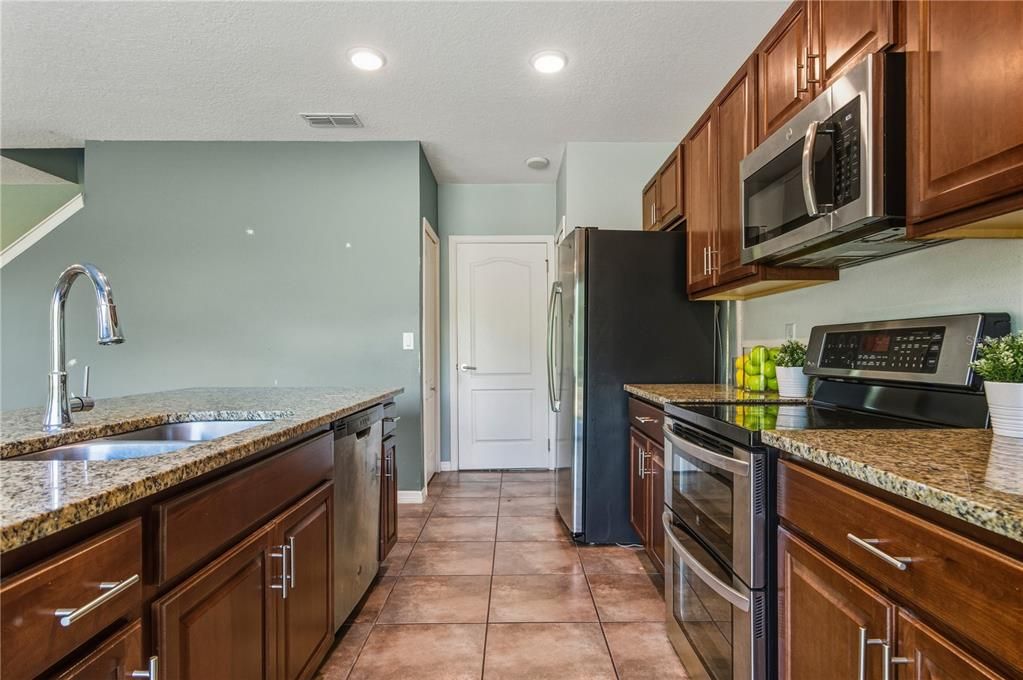 For Sale: $360,000 (4 beds, 2 baths, 2676 Square Feet)