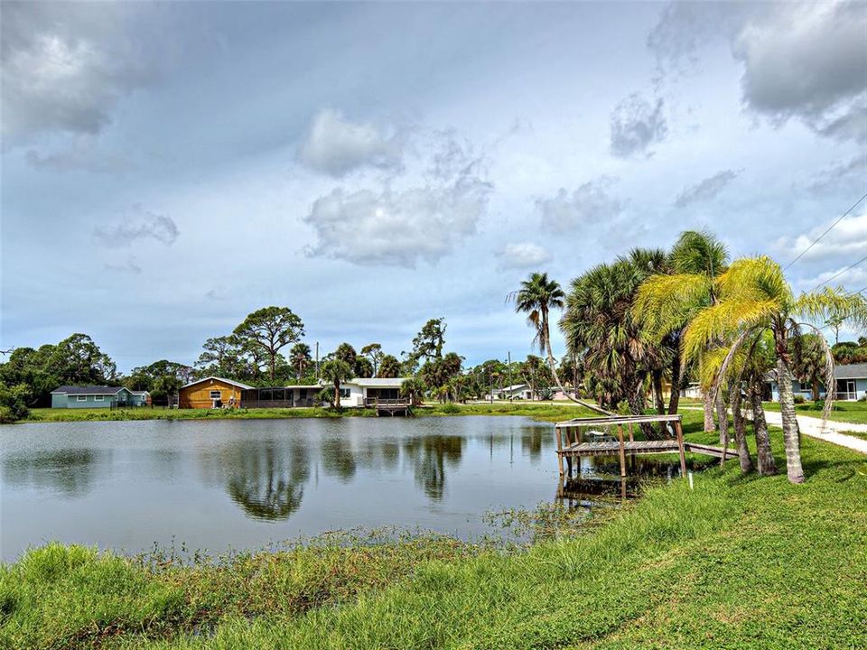 For Sale: $450,000 (4 beds, 2 baths, 1872 Square Feet)